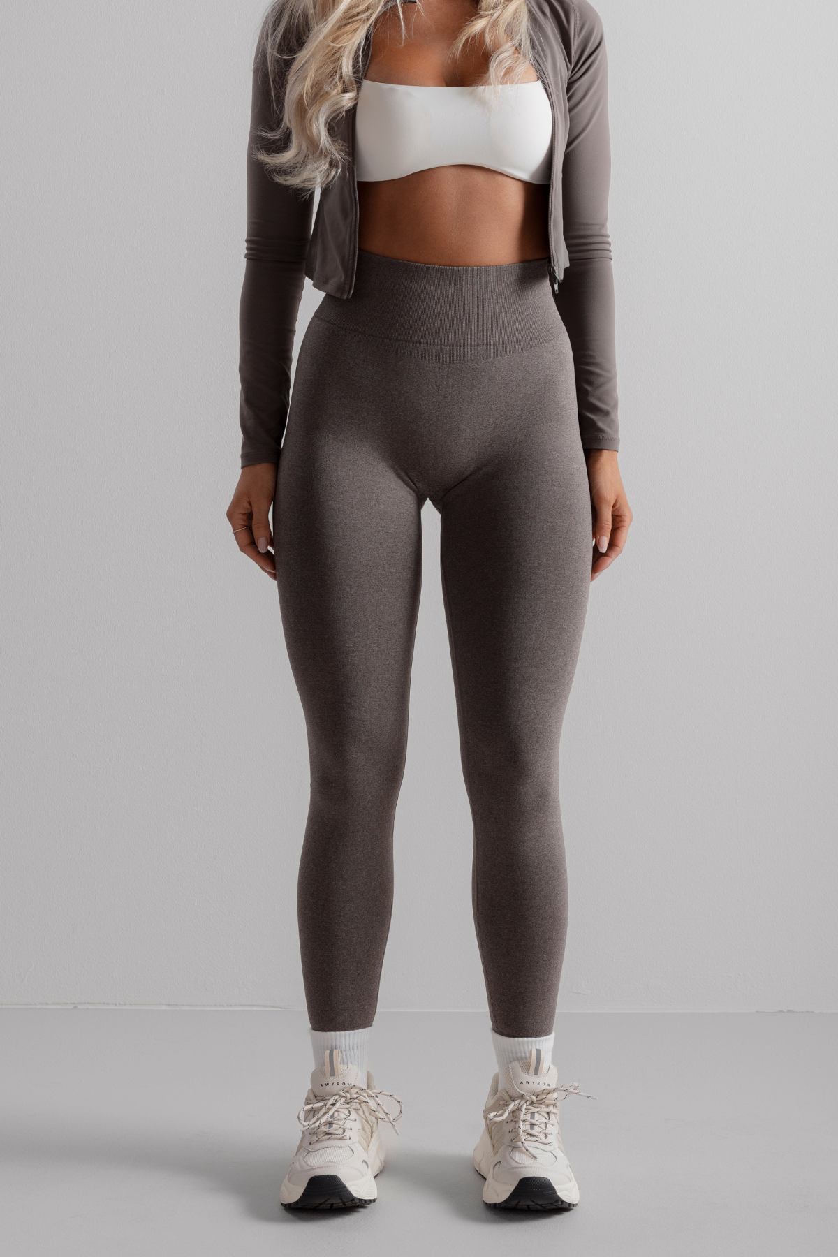 Ash Brown Essence Seamless Tights