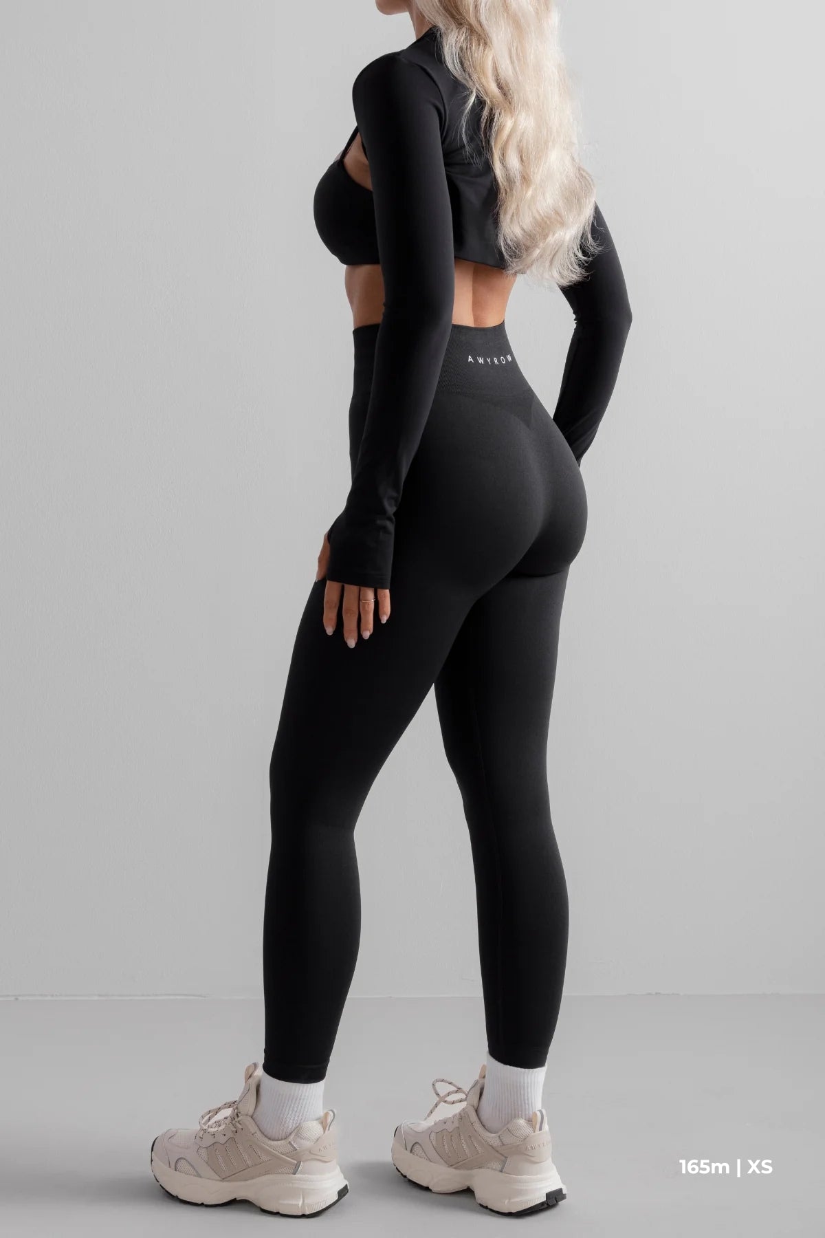 Essence Seamless Tights - Solid Black