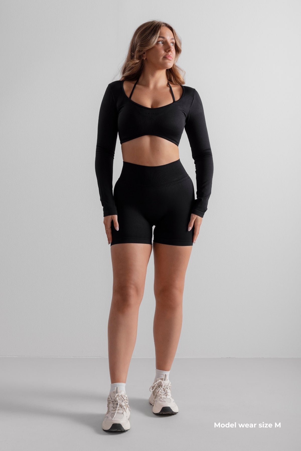 Core Seamless Long Sleeve Crop - Black