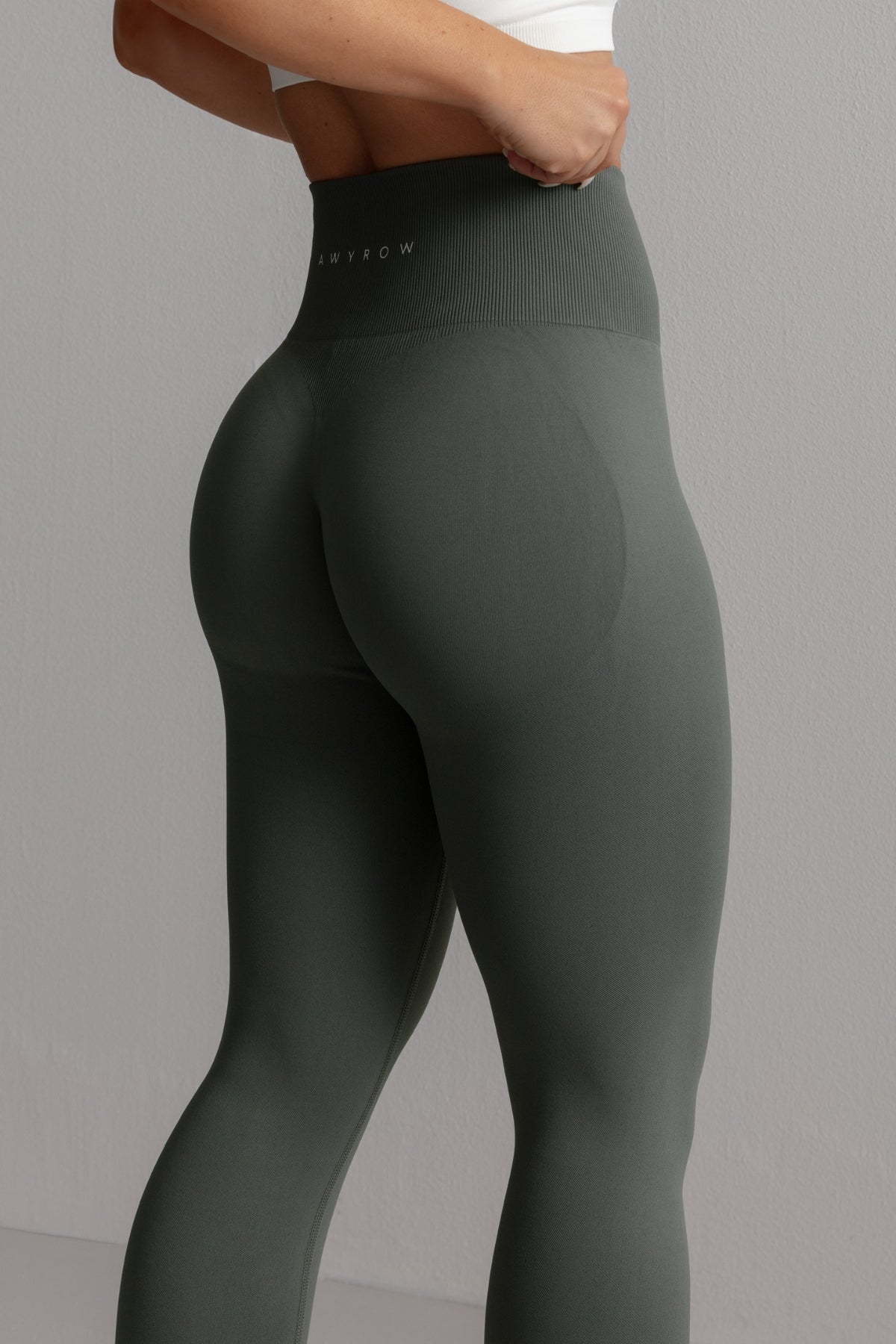 Sculpt Seamless Tights - Sage Khaki