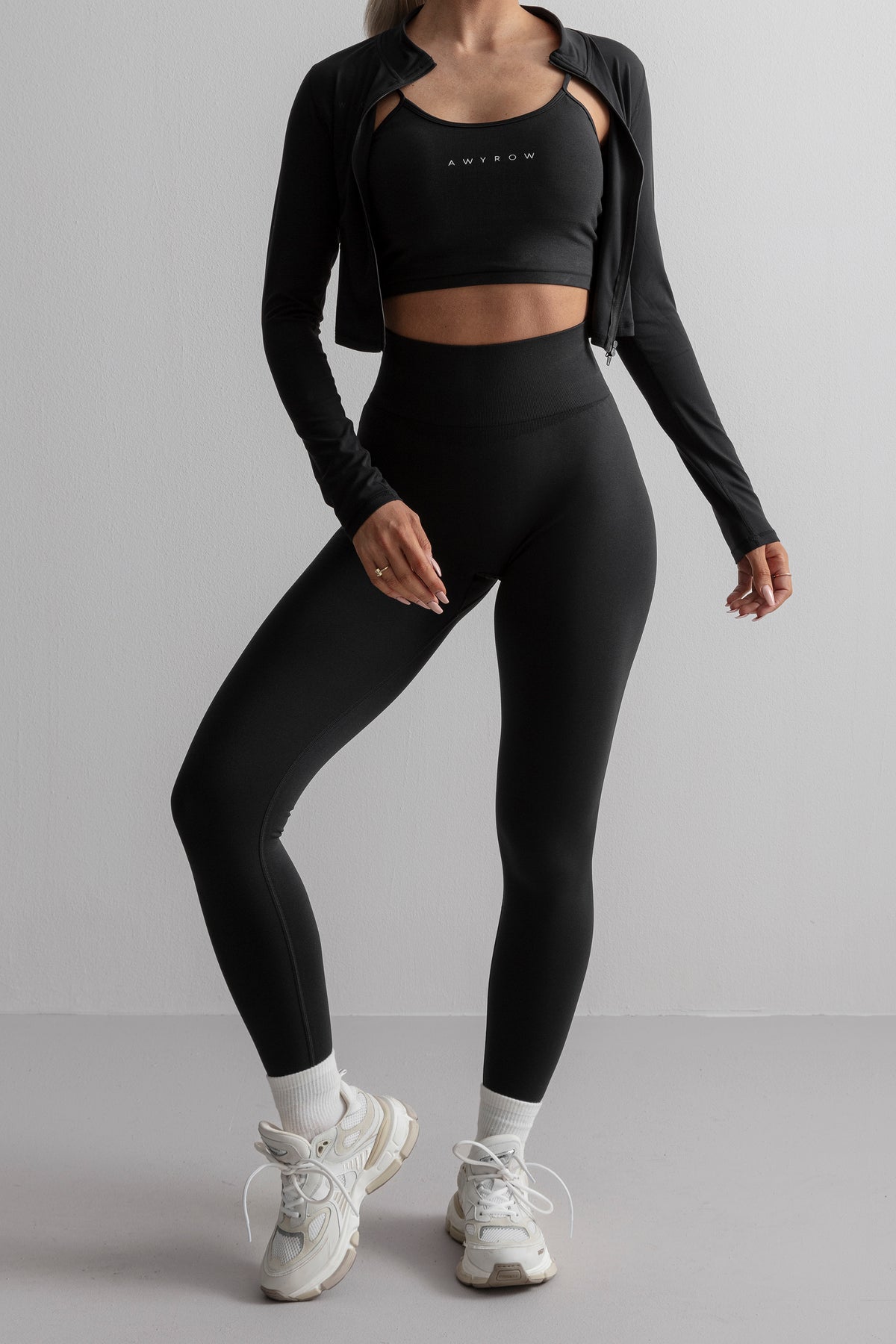 Essence Seamless Tights - Solid Black
