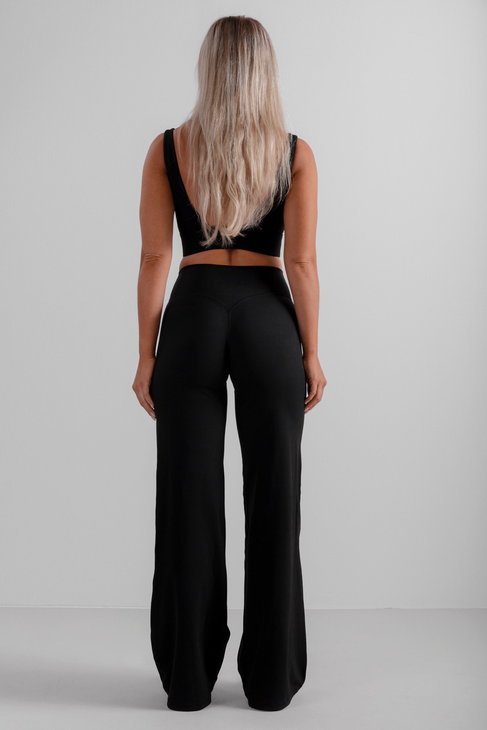 Forme Straight Pants - Black
